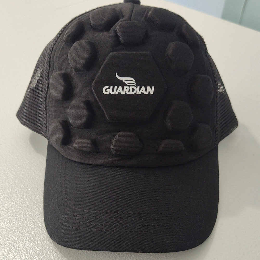 Guardian Black Cap